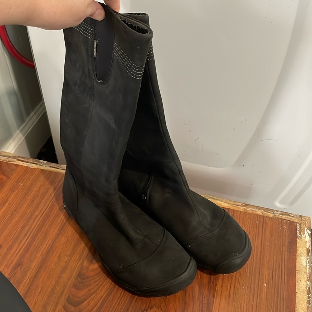 Keen Waterproof Black Boots